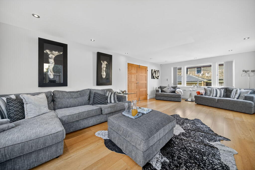 Additional image 10 of Orchard House, off Bradford Road, Birkenshaw, BD11