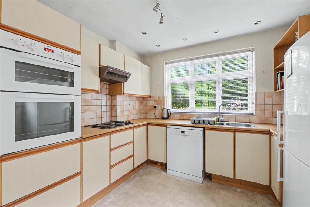 Peveril Road, Beeston, Nottingham photo 3