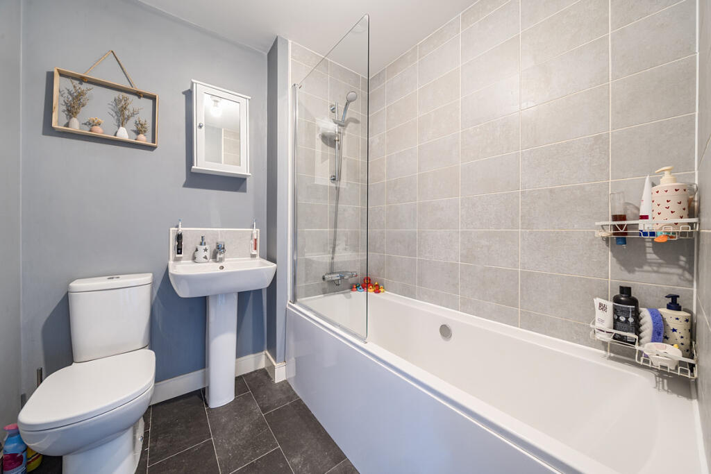 Additional image 11 of Brompton Drive, Bradford, BD10