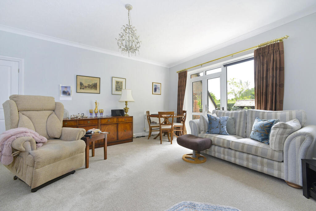 House in Waverley, Great Stoatley, Haslemere - More
