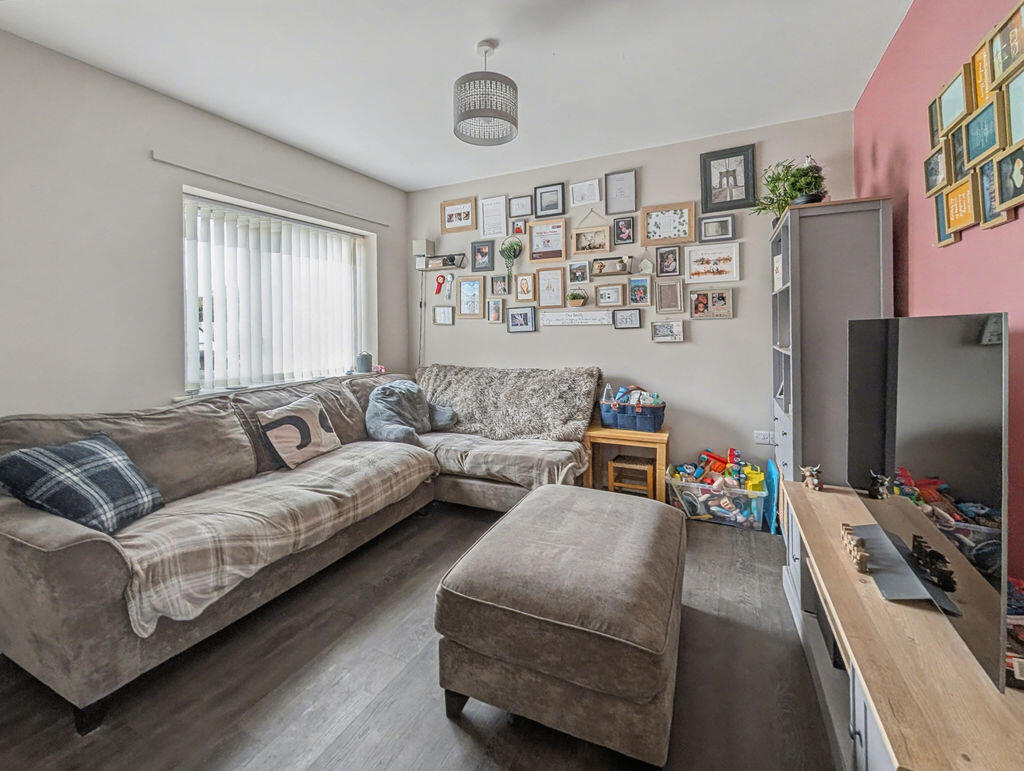 Frith Close, Monkmoor, Shrewsbury, SY2 5XW photo 3