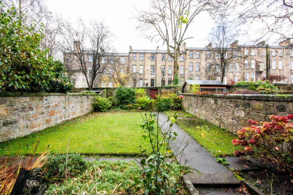 Apartment in Glasgow - More
