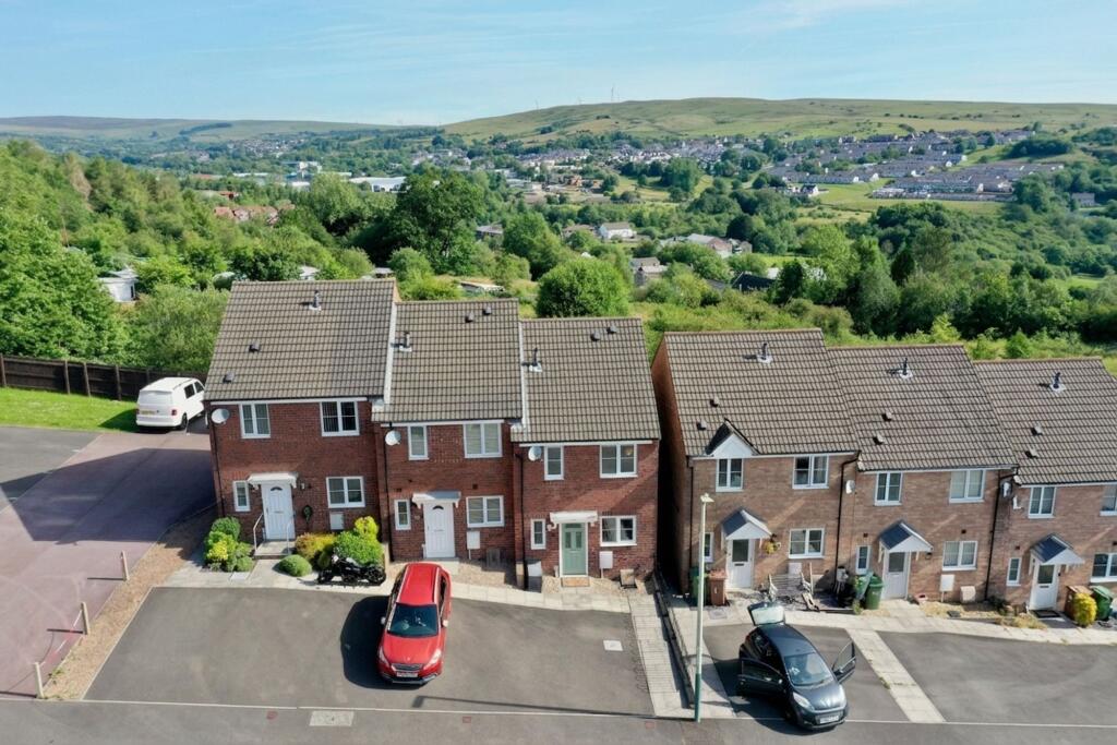House in Bargoed, Pontlottyn - More