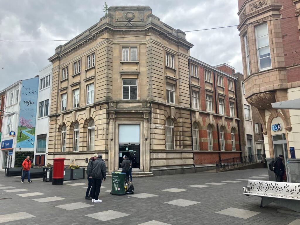 Main image of property: 35-39 Victoria Street, Grimsby, North East Lincolnshire, DN31 1DL