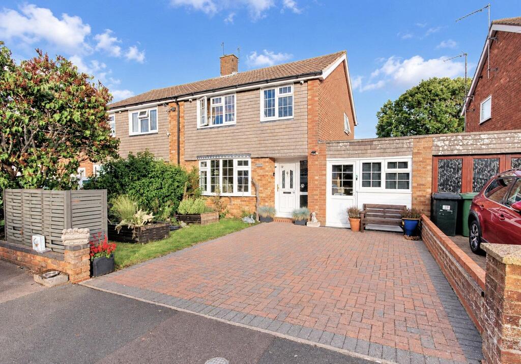 Main image of property: Manor Road, Toddington, Dunstable