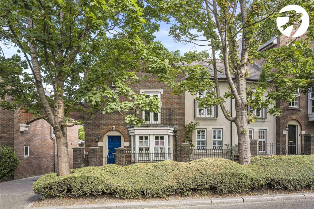 Main image of property: Ingress Park Avenue, Greenhithe, Kent, DA9