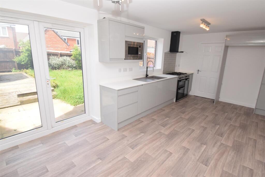 House in Rushcliffe, East Leake - View 4