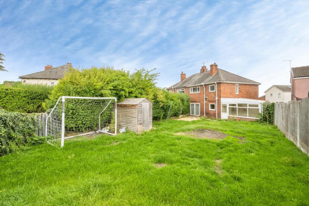 House in Rotherham, South Yorkshire - View 2