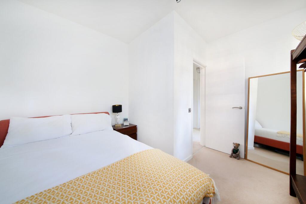 Apartment in London - View 4