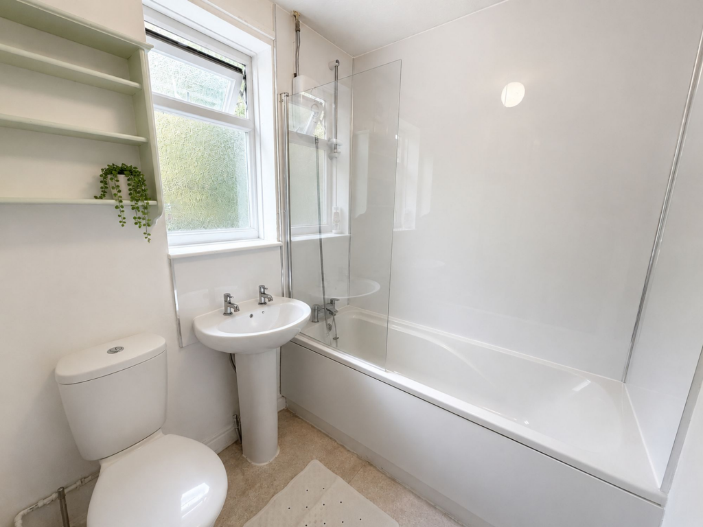 House in Nottingham - View 4