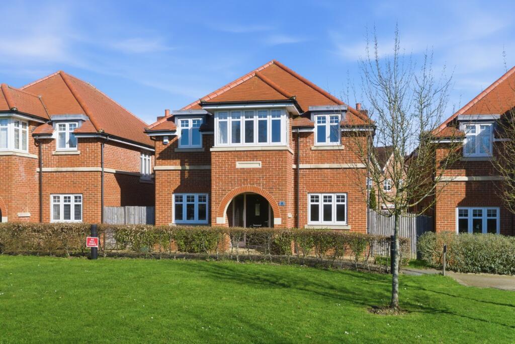 The Green, Kings Park, St. Albans, Hertfordshire, AL3