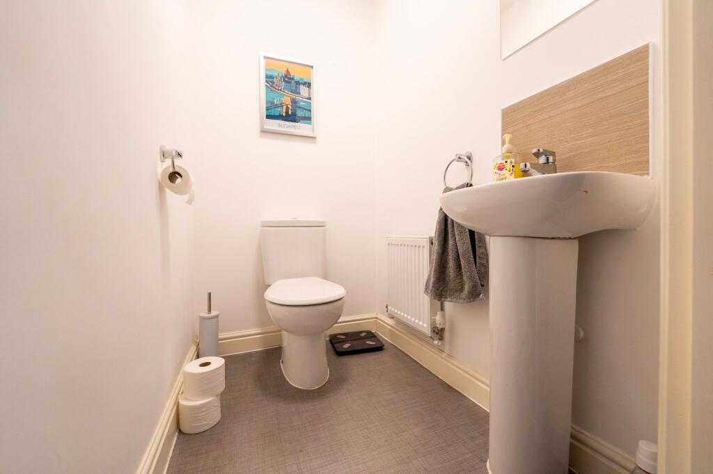 Nicholas Close, Ilkeston, DE7 photo 4