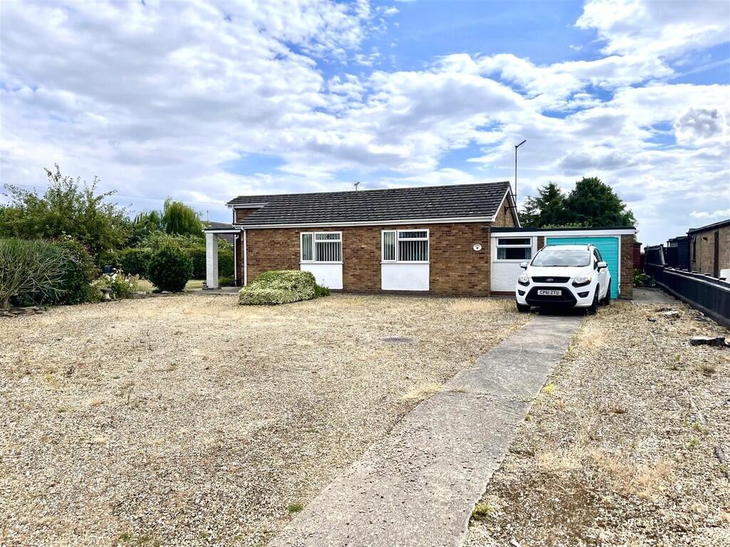 3-bed detached on Churchgate, Gedney, £230,000