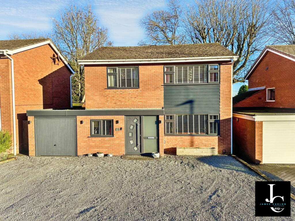 4-bed detached on St. Michaels Close, Madeley, Telford, TF7 5SD, £299,999