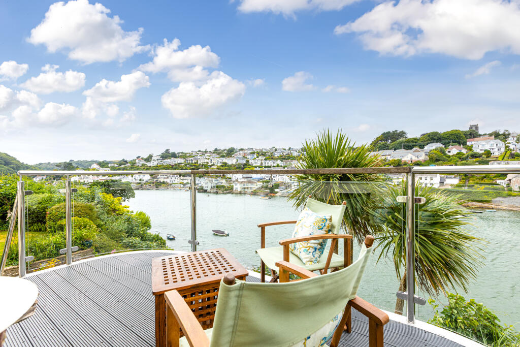 House in Plymouth, Noss Mayo, Newton and Noss - View 3