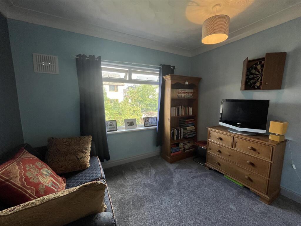 Additional image 14 of Whitehall Road, Wyke, Bradford