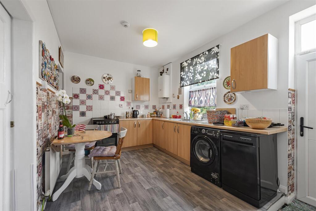 House in Sheffield, South Yorkshire - View 2