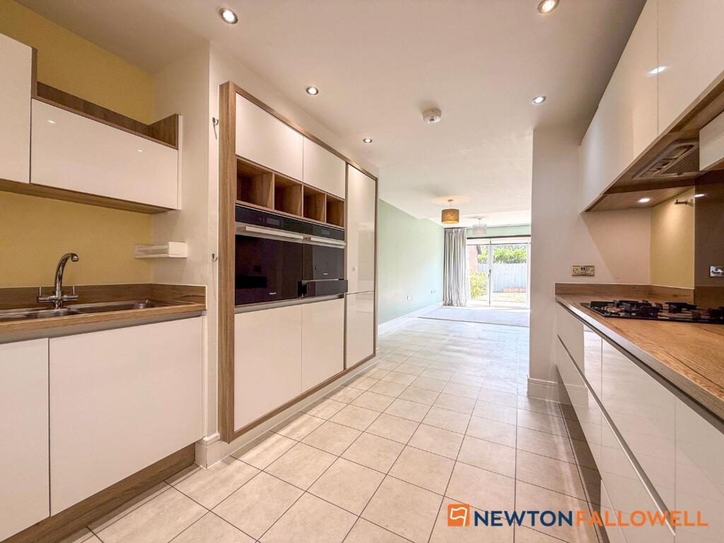 House in Newark, Middlebeck - View 5
