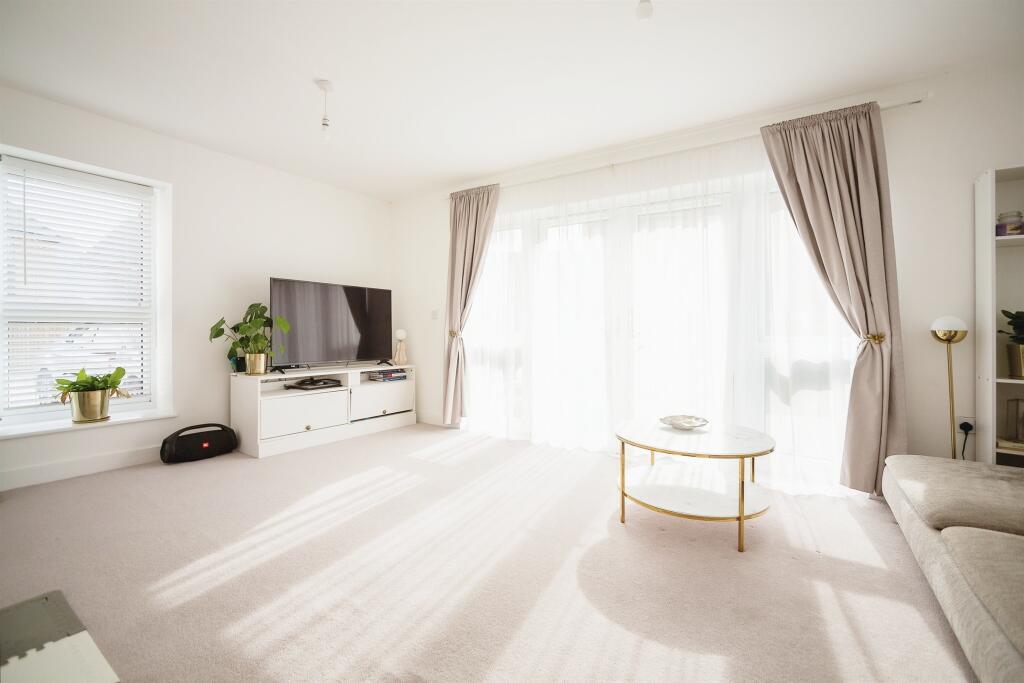 House in Tonbridge - View 2