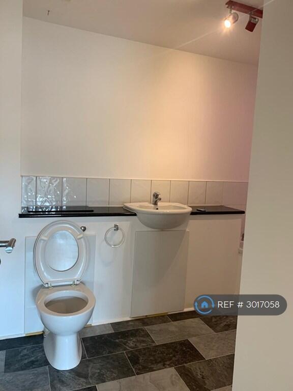 Apartment in Motherwell - View 5