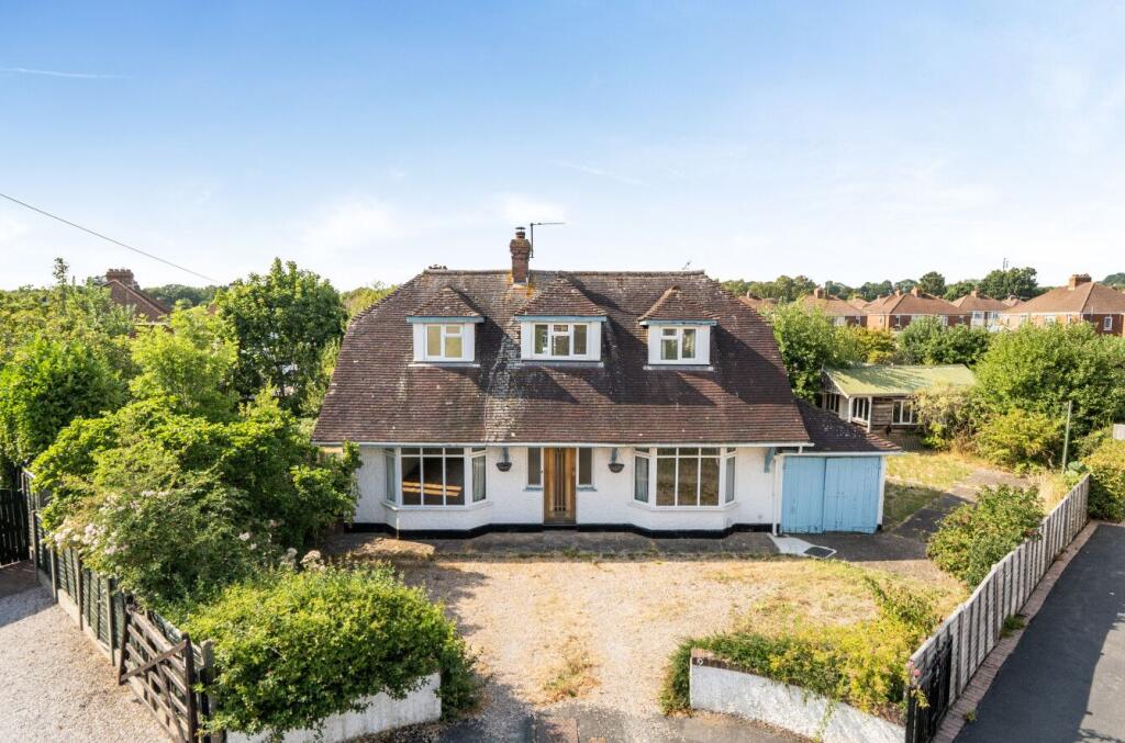 Main image of property: The Mede, Exeter