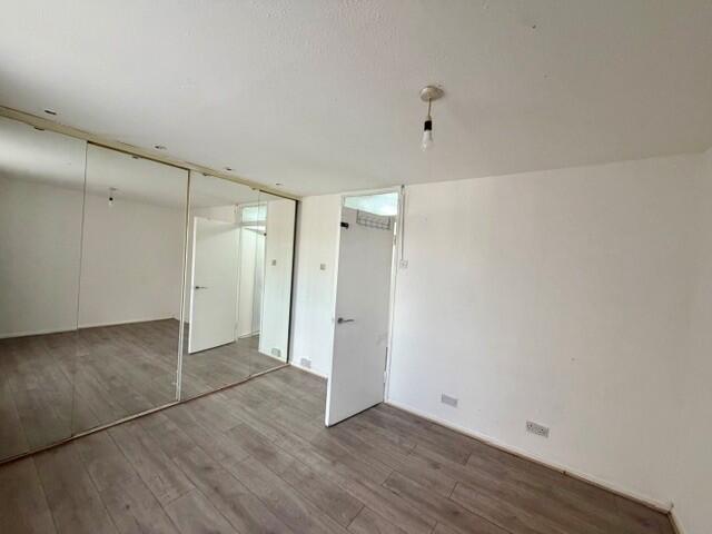 Apartment in Chelmsford - View 4