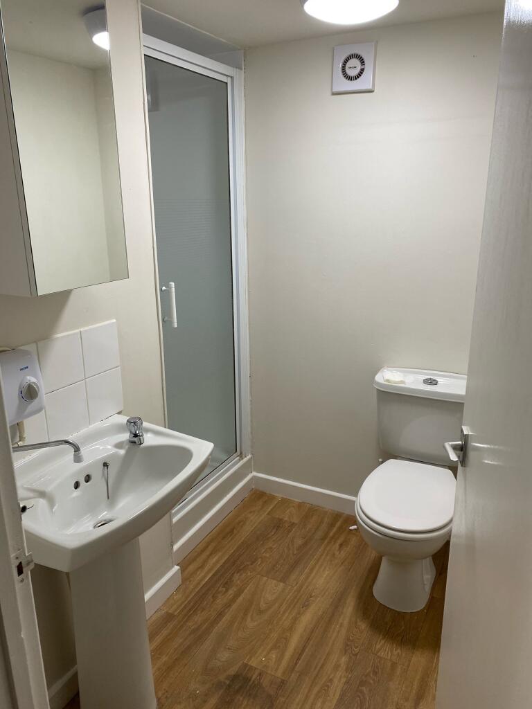 Apartment in Bristol - More