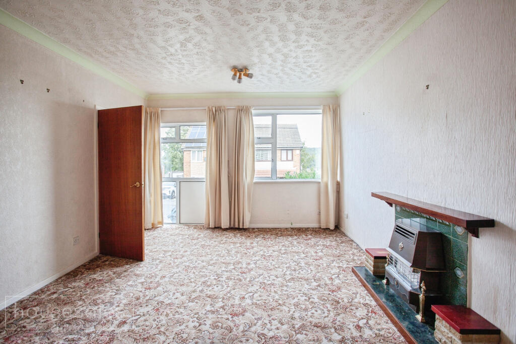 House in Rotherham, Brinsworth - View 5