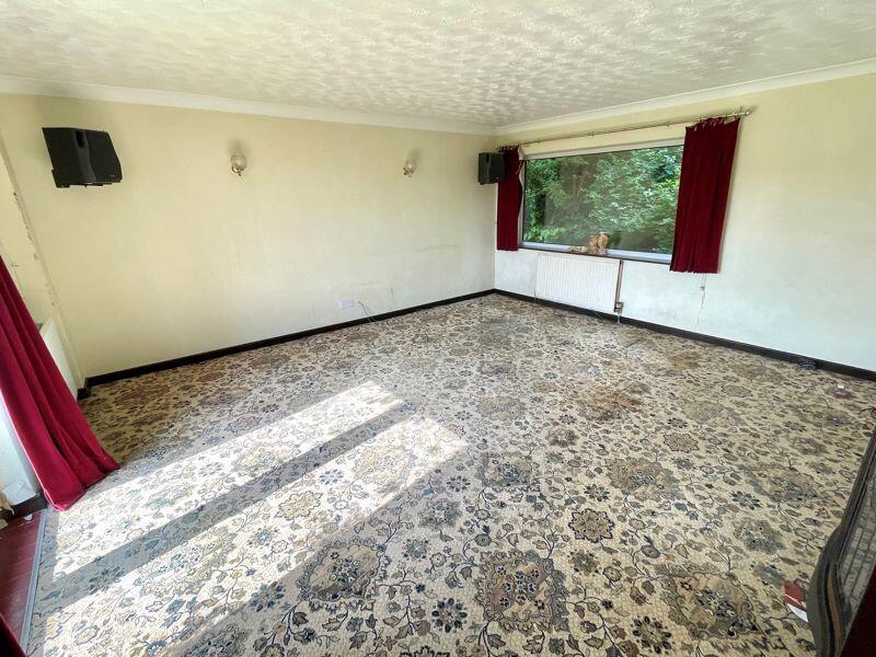 Long Lane, Pentre Broughton photo 2