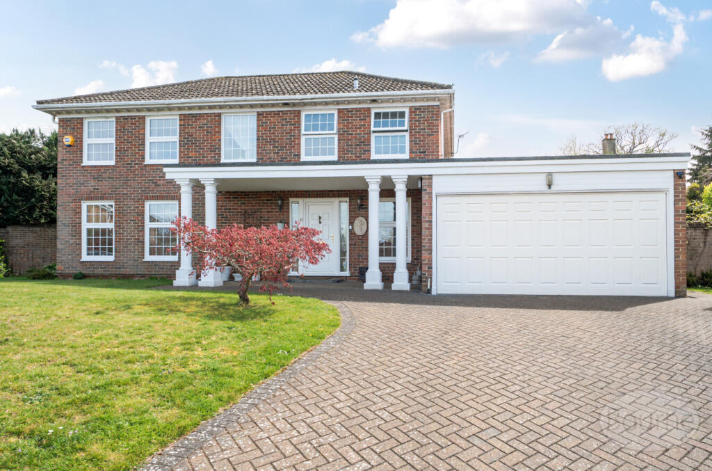 Main image of property: Parkhurst Fields, Churt, Farnham, Surrey, GU10
