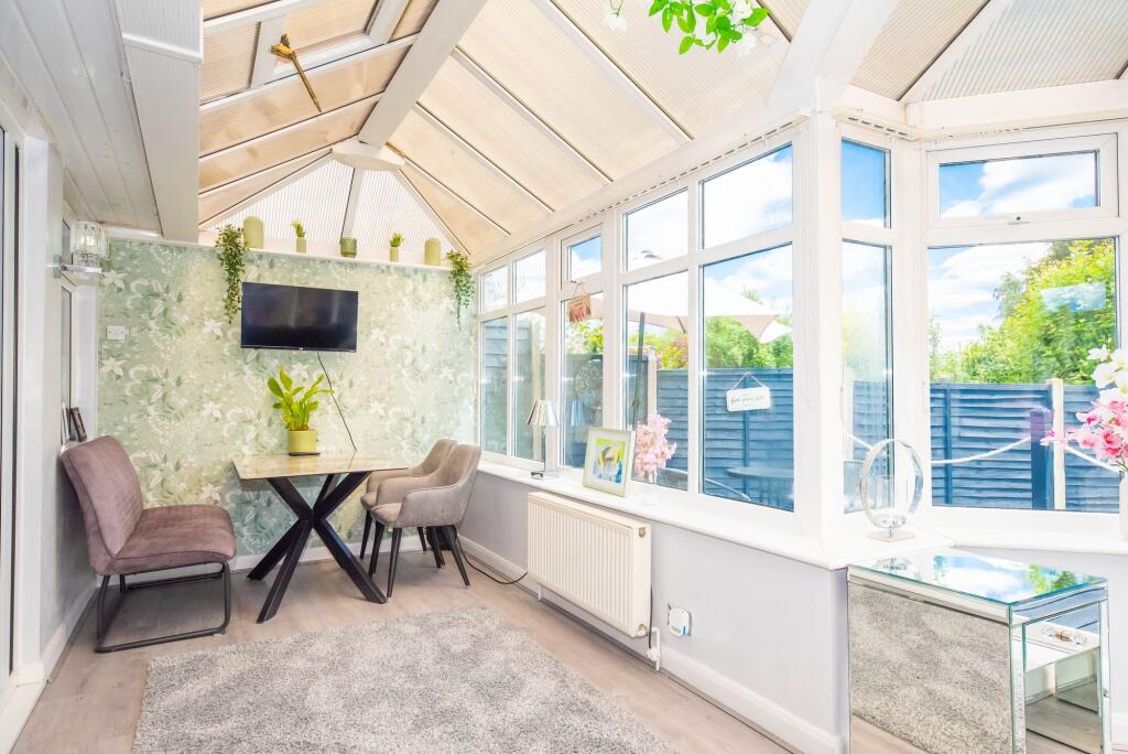 House in Rushmoor, Farnborough - View 4