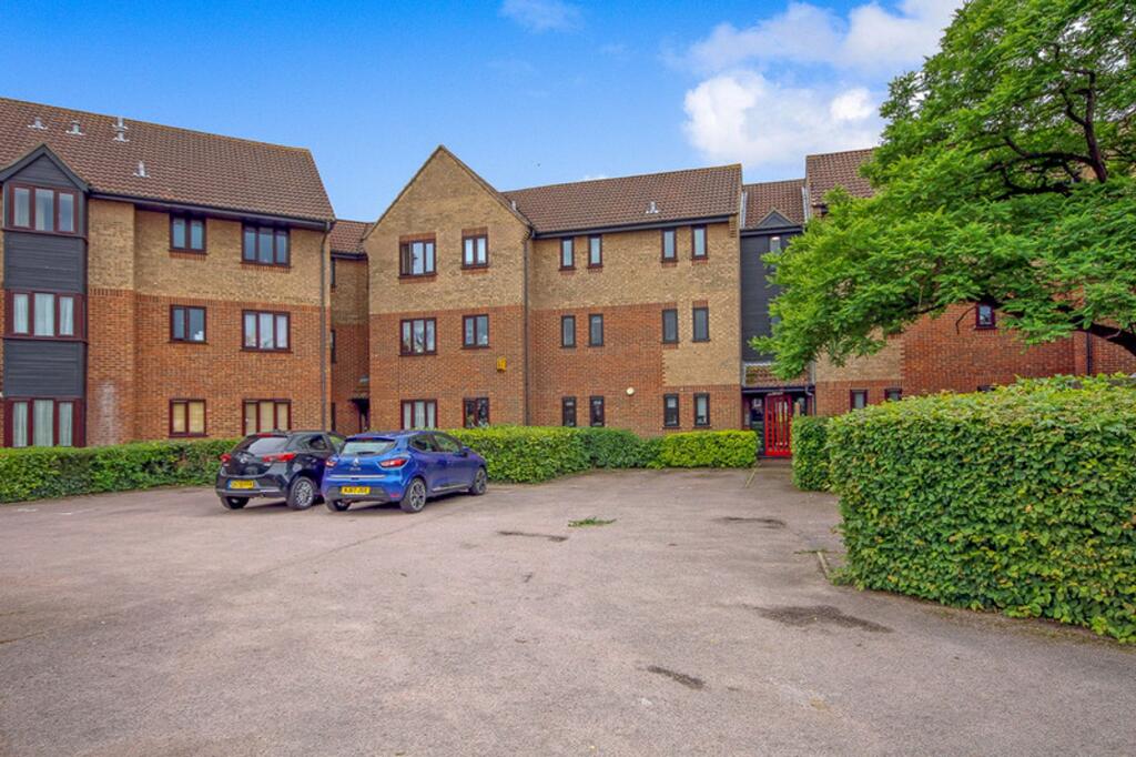 Main image of property: Copperfields, Basildon, SS15