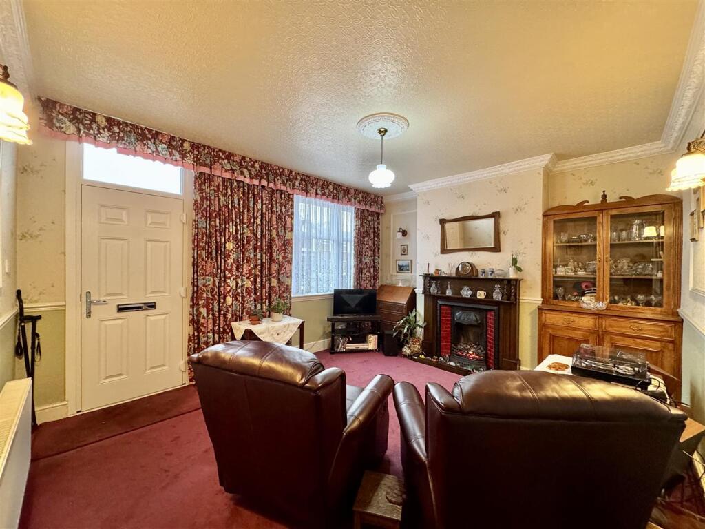Belle Vue, Wordsley photo 2