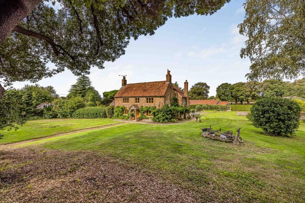 Main image of property: Crockerhill, Chichester, PO18