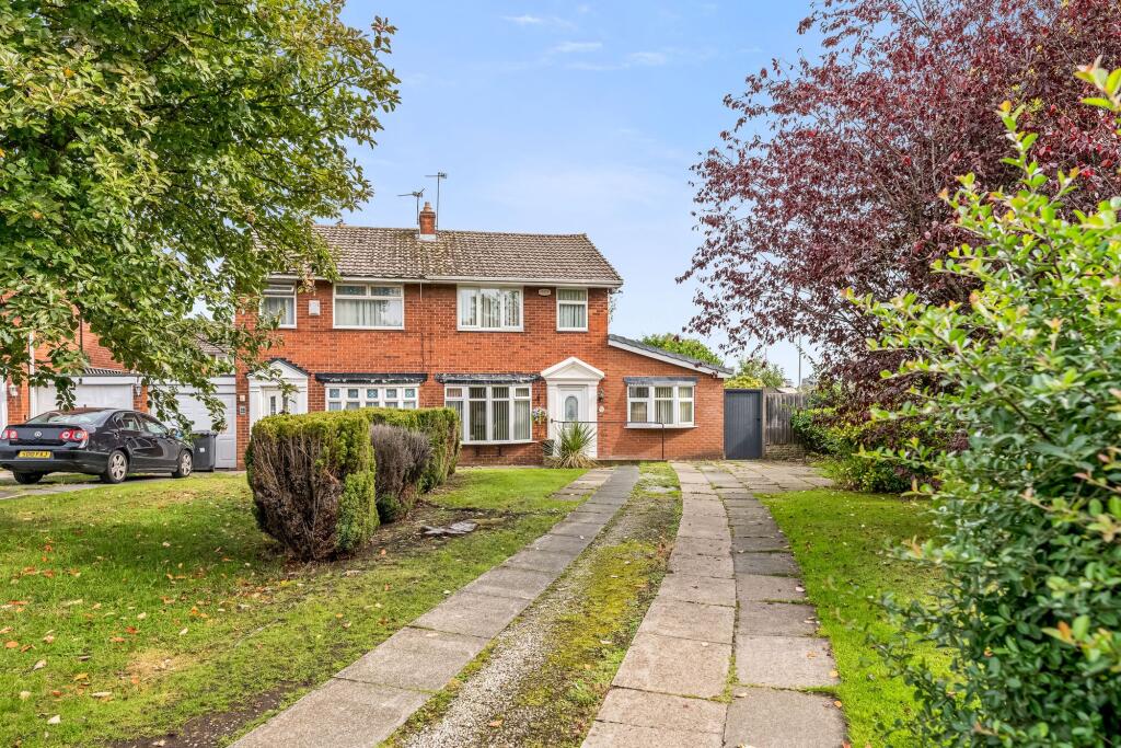 4-bed semi-detached on Egdon Close, Widnes, WA8, £270,000