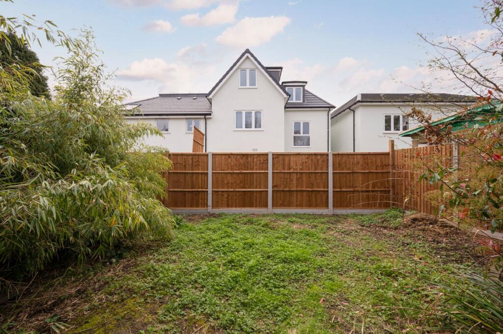 Ashley Road, Walton-on-Thames, KT12 - View 6