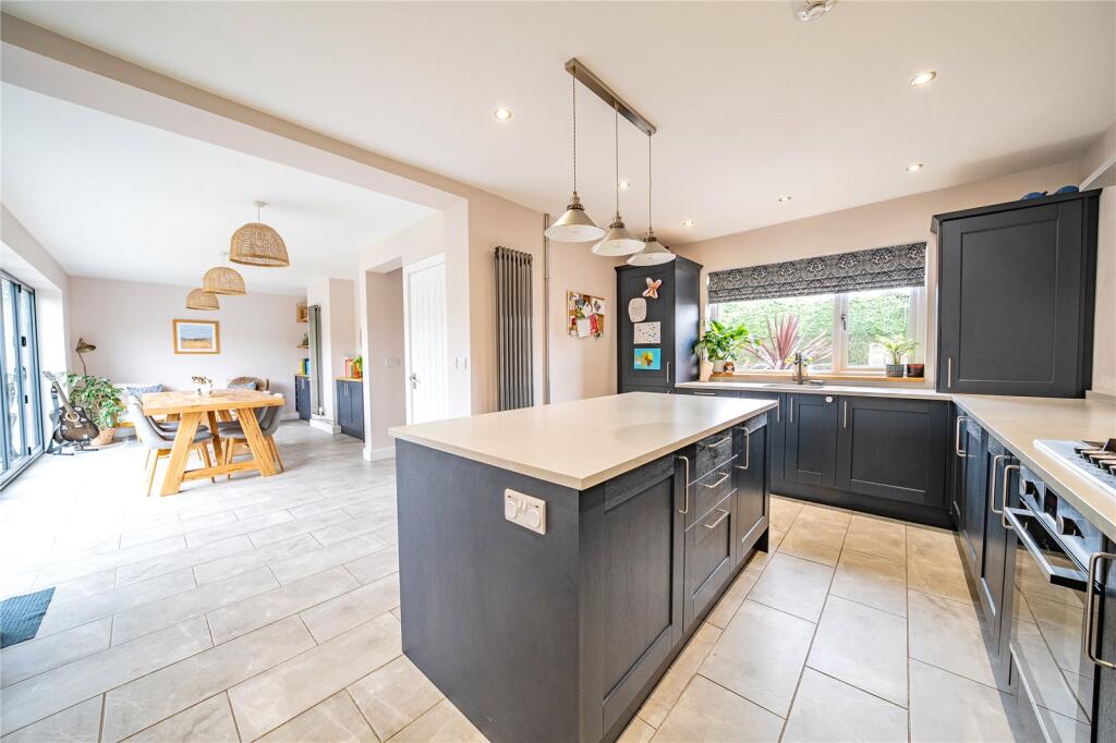 House in Leeds - View 2