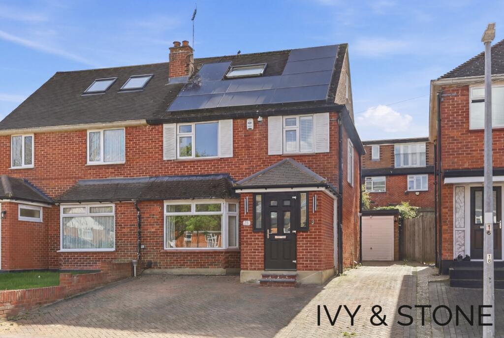Main image of property: Epping, Essex, CM16