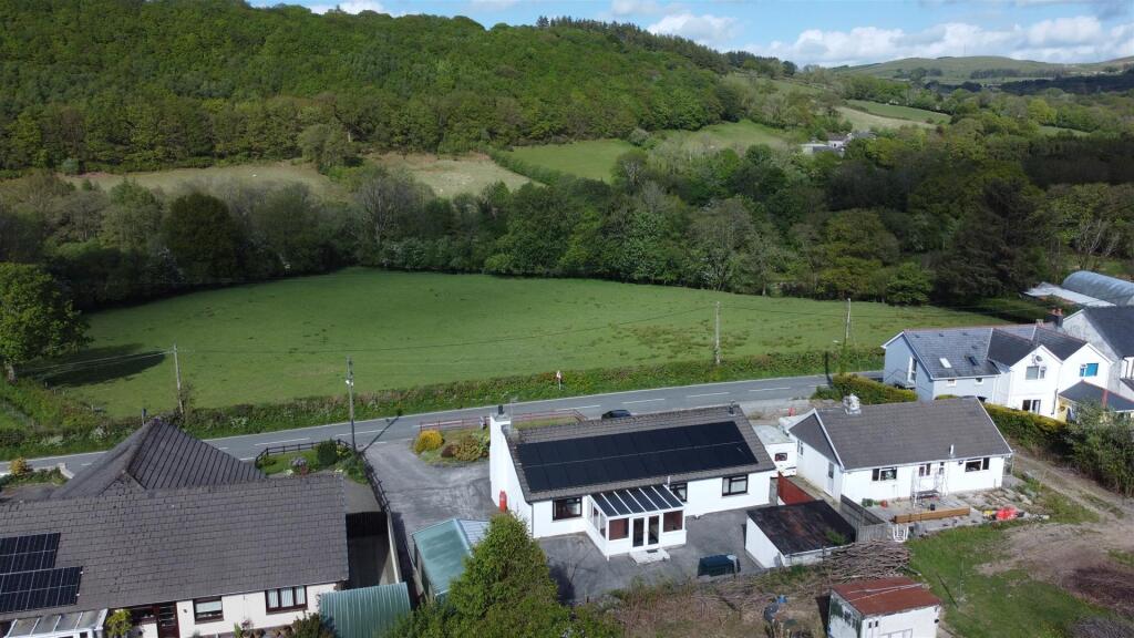 Main image of property: Ty Mawr, Llanybydder