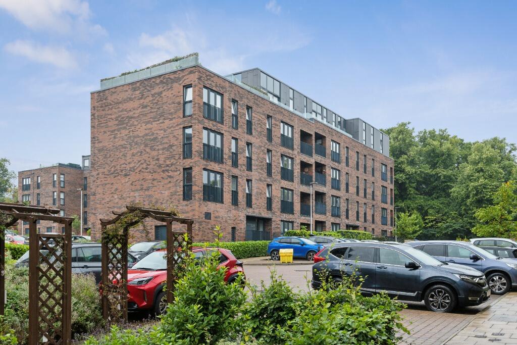 Main image of property: Mansionhouse Court, Langside, Glasgow, G41
