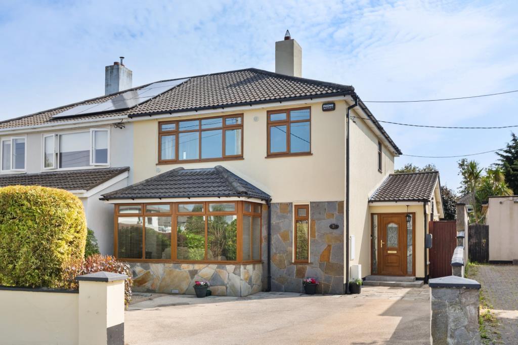 Main image of property: 31 The Avenue, Woodpark, Ballinteer, Dublin 16, D16 R680