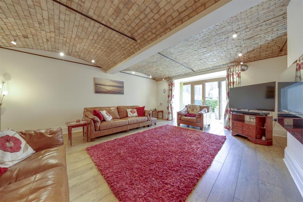 Additional image 10 of Lea Bank Hall, College Lane, Rawtenstall, Rossendale - Incredible, Spacious Apartment In Unique, Exclusive Gated Setting