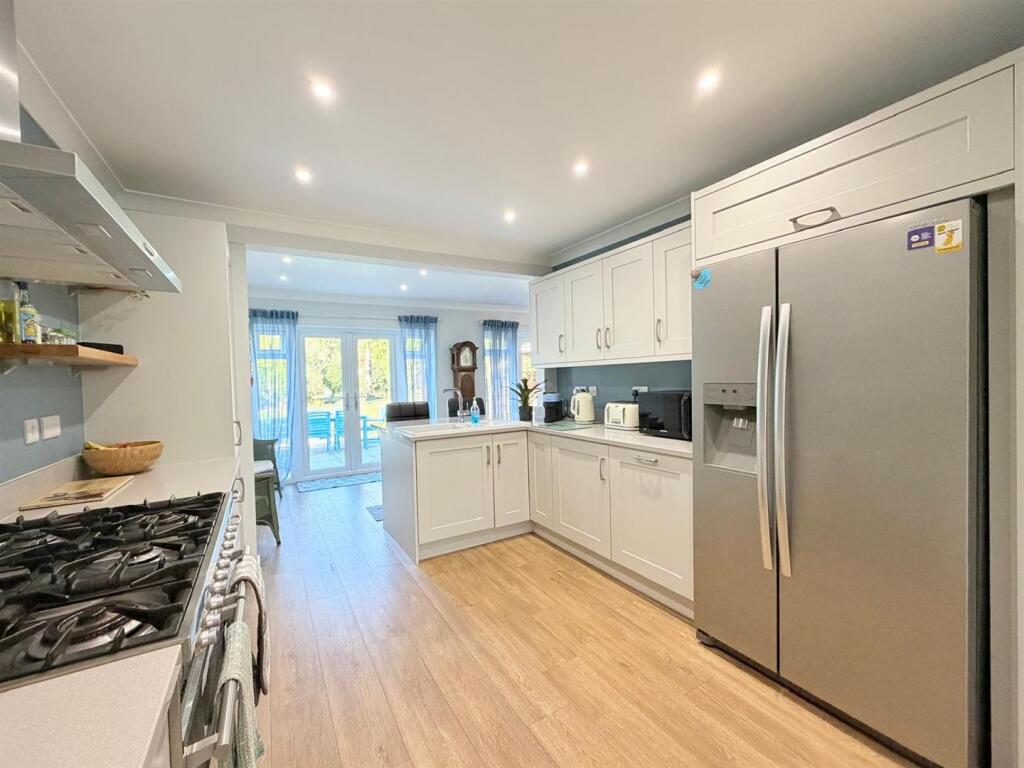 House in West Parley, Parley Cross - View 4