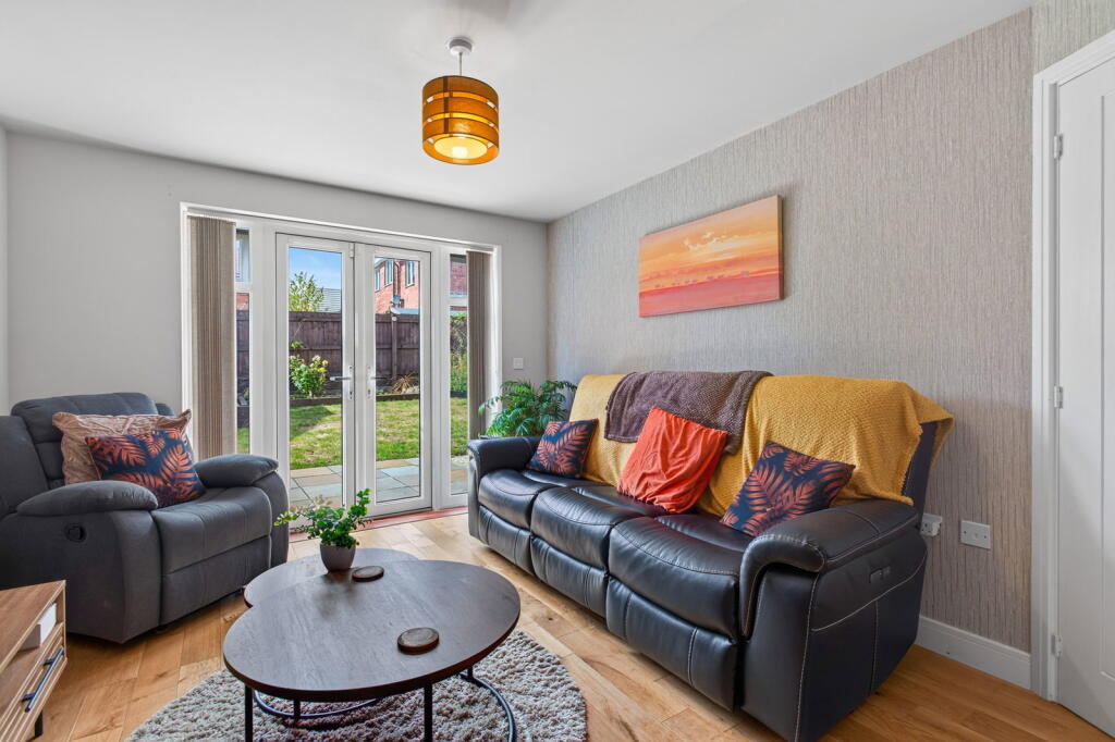 House in Northampton - View 3