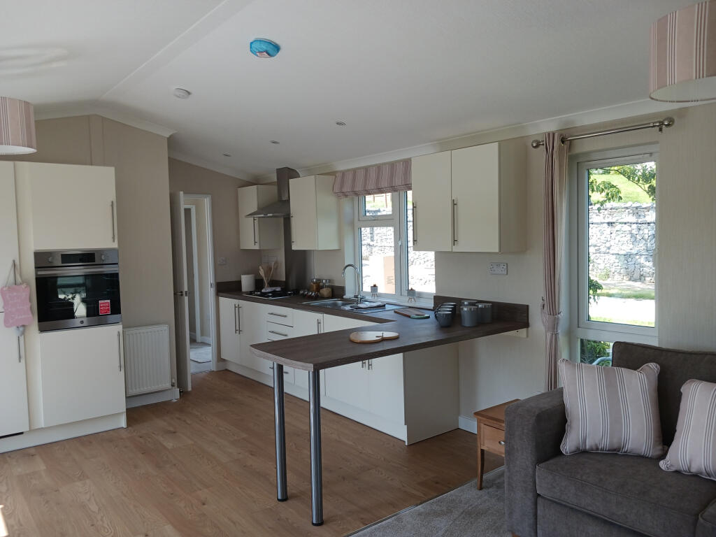 Littlehampton, West Sussex, BN16