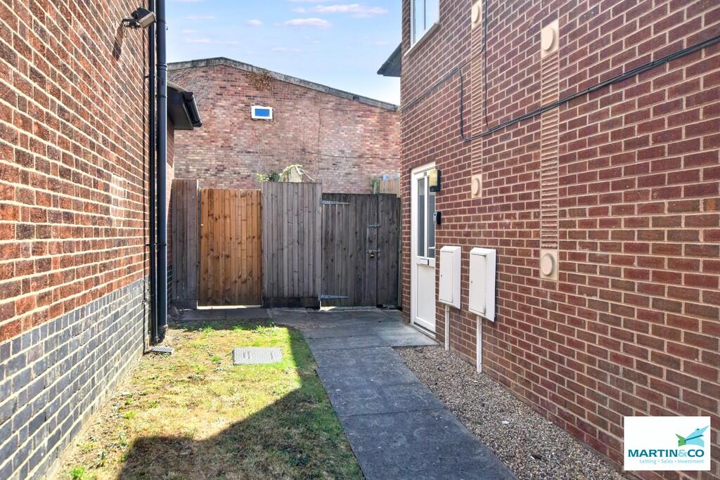 Apartment in Leicester - View 4