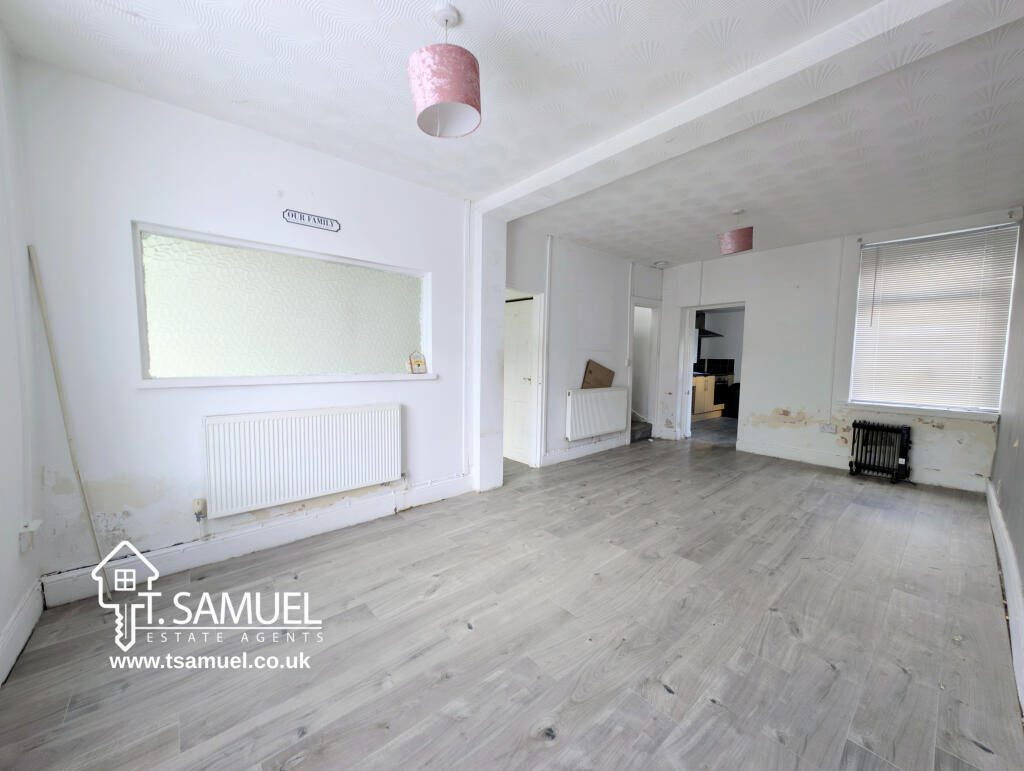 House in Cardiff, Penrhiwceiber - View 5