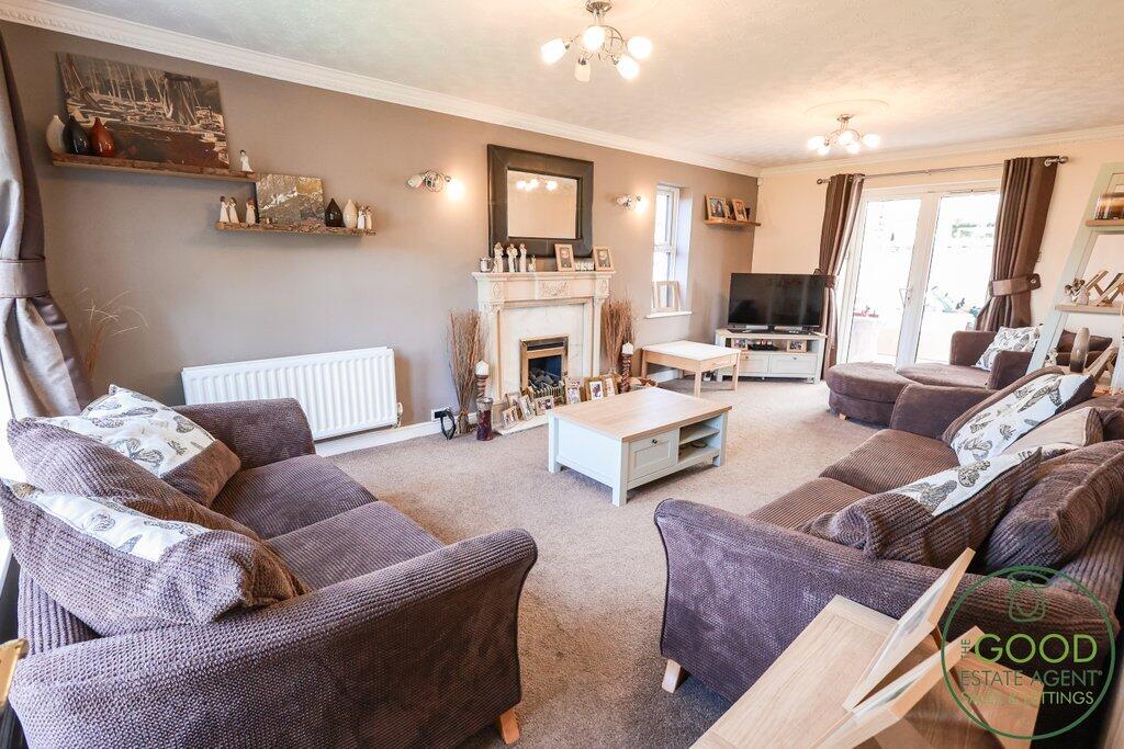 House in Preston, Lea - More
