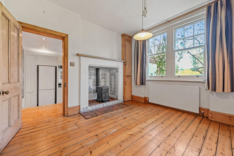 House in London - View 5