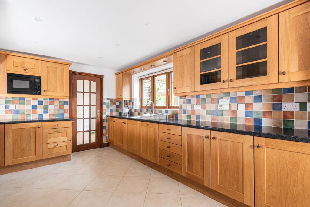 House in Hemel Hempstead - View 3